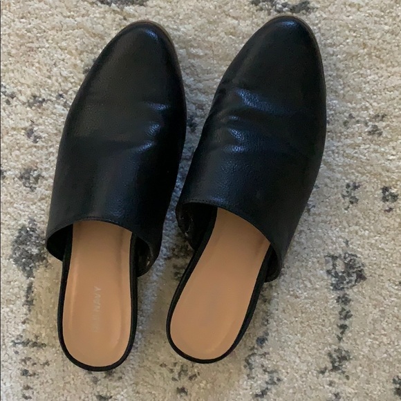 Old Navy Shoes - Black Faux Leather Mules